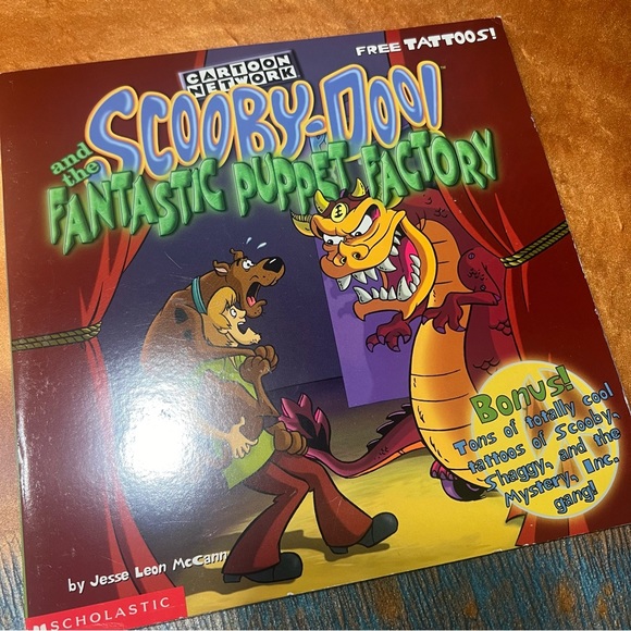 Vintage Y2K, Scooby-Doo, scholastic, books set of three with tattoos - Picture 3 of 11